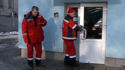 У Рівному чоловік напав на фельдшера та пошкодив зуби У Рівному чоловік напав на фельдшера та пошкодив зуби