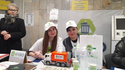 У метро Харкова провели ярмарок вакансій
