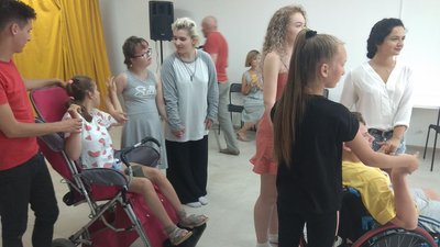 У Луцьку волонтери у рамках інклюзивного хабу готують творчий перформанс У Луцьку волонтери у рамках інклюзивного хабу готують творчий перформанс