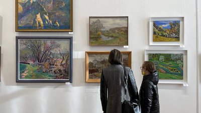 До дня художника у Черкасах відкрили художню виставку До дня художника у Черкасах відкрили художню виставку