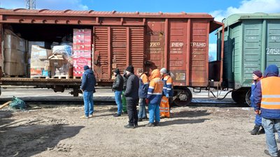 До Полтави привезли 131 тонну гуманітарної допомоги До Полтави привезли 131 тонну гуманітарної допомоги