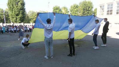 1 вересня до шкіл Харкова прийшли майже 130 тис учнів 1 вересня до шкіл Харкова прийшли майже 130 тис учнів