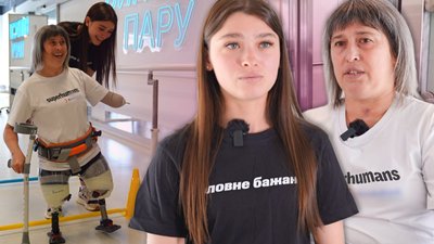 Олена Іванова з донькою