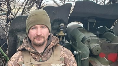"Я воюю насамперед за своїх синів, за їхнє майбутнє". Історія військового 128 Закарпатської бригади Ігоря