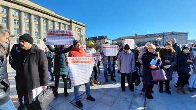 У Черкасах мітингували проти нових карантинних вимог. Що каже юрист У Черкасах мітингували проти нових карантинних вимог. Що каже юрист