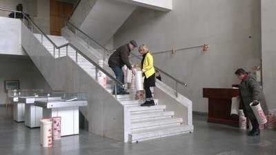 Розписані тубуси на гроші для ЗСУ Розписані тубуси на гроші для ЗСУ