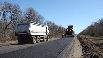 На Луганщині розпочали ремонт дороги Чугуїв – Мілове На Луганщині розпочали ремонт дороги Чугуїв – Мілове
