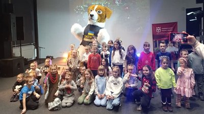 діти, свято, Різдво, коляда, Новий рік, святкування, війна