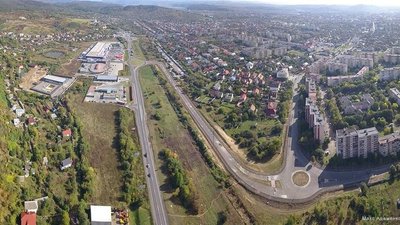 У Мукачеві планують облаштувати круговий рух на кількох перехрестях