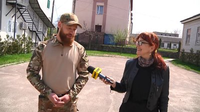 "У Бахмуті кожен момент здається останнім" – прикордонник Павло на позивний "Тєлік" "У Бахмуті кожен момент здається останнім" – прикордонник Павло на позивний "Тєлік"