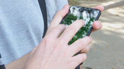 Мобільний додаток для людей з інвалідністю по зору тестують у Дніпрі