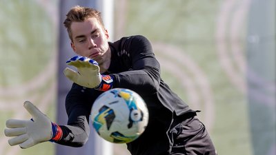 Голкіпер збірної України U19 Денис Марченко в матчі на юніорському Євро-2026
