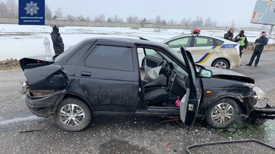 На Об'їзній дорозі Одеси зіткнулися чотири автівки: є травмовані На Об'їзній дорозі Одеси зіткнулися чотири автівки: є травмовані