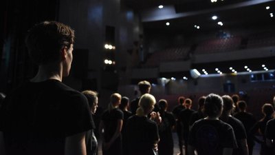 Танцювальний колектив "Мрія", у складі якого дев'ять представників Житомирщини, готується до туру містами Європи Танцювальний колектив "Мрія", у складі якого дев'ять представників Житомирщини, готується до туру містами Європи