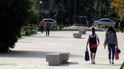 У Житомирі завершують реконструкцію Нового бульвару У Житомирі завершують реконструкцію Нового бульвару