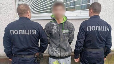 15-річного закарпатця підозрюють у пограбуванні чоловіка з інвалідністю