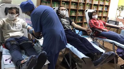 Охочих здати кров не меншає — у Бучі вдруге за місяць провели День донора