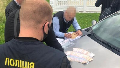 На Львівщині затримали директора одного з лісництв на хабарі