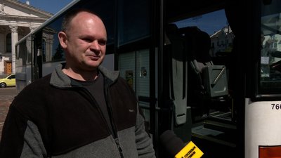 Три громади Чернігівщини отримали Чотири автобуси від Уряду Франції Три громади Чернігівщини отримали Чотири автобуси від Уряду Франції
