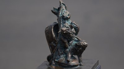 мініскульптура, дніпровський форрест гамп, дядя Саша