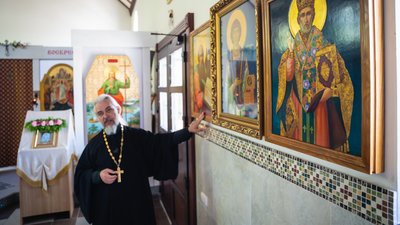 "Для одних ти – агент ФСБ, а для інших – націоналіст". Історія настоятеля з передмістя Дніпра, який приєднався до ПЦУ "Для одних ти – агент ФСБ, а для інших – націоналіст". Історія настоятеля з передмістя Дніпра, який приєднався до ПЦУ