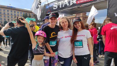 У Дніпрі проходить 5-й "Almaz Group Dnipro Marathon" У Дніпрі проходить 5-й "Almaz Group Dnipro Marathon"