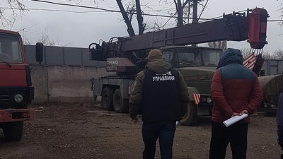 11 обшуків провели поліцейські у рамках розслідування незаконних розкопок кургану на Миколаївщині