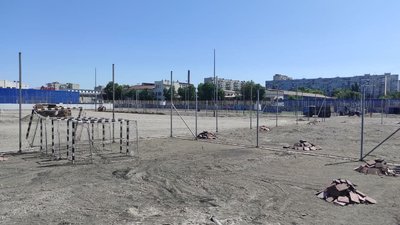 На стадіоні "Металіст" у Харкові розпочали реконструкцію полів дитячої футбольної академії На стадіоні "Металіст" у Харкові розпочали реконструкцію полів дитячої футбольної академії
