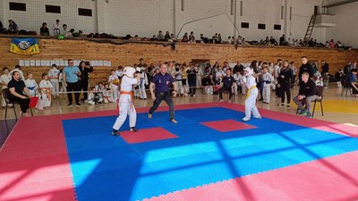 Дитячо-юнацький чемпіонат України з кіокушинкай карате у Луцьку Дитячо-юнацький чемпіонат України з кіокушинкай карате у Луцьку