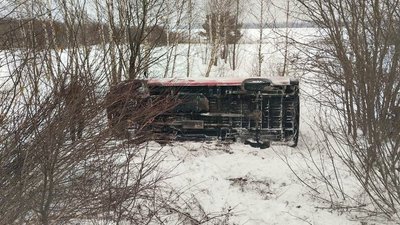ДТП біля села Руда на Волині, аварія в Ковельському районі, перевернувся автомобіль