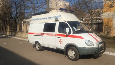 На території школи в Одесі виявили пляму невідомого походження На території школи в Одесі виявили пляму невідомого походження