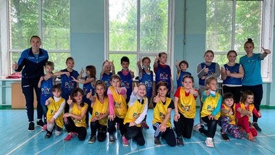 Футбол для дівчат. У Миколаєві реалізовується новаторська програма від УЄФА та Діснея Футбол для дівчат. У Миколаєві реалізовується новаторська програма від УЄФА та Діснея
