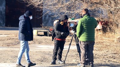 Італійські журналісти в зоні ООС знімали фільм за участю нацгвардійця Марківа
