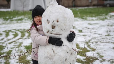 Херсон, зима, сніг, діти, сніговик