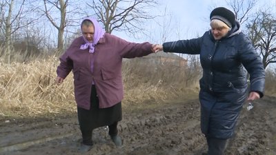 Відремонтована дорога на папері є, а в наявності не має. Де гроші: з'ясовує волинська громада