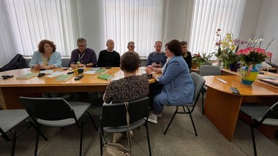 Психіатр зі США навчає долати психологічні травми від війни Психіатр зі США навчає долати психологічні травми від війни