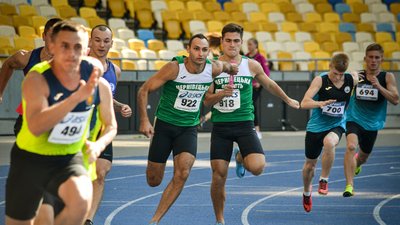 Легкоатлети з Кіровоградщини вибороли чотири комплекти нагород чемпіонату України з естафетного бігу