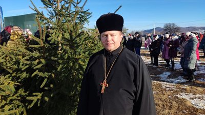 Два прикарпатські села об'єдналися, щоб провести різдвяний фестиваль Два прикарпатські села об'єдналися, щоб провести різдвяний фестиваль