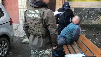 За збуття амфетаміну військова прокуратура Віницького гарнізону затримала прапорщика