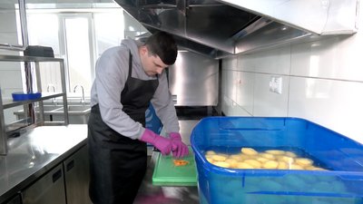 На Рівненщині запрацювало перше підприємство з Києва. Що воно виготовляє На Рівненщині запрацювало перше підприємство з Києва. Що воно виготовляє