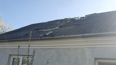 Унаслідок обстрілу Хмельниччини 12 квітня пошкоджені два приватних будинки
