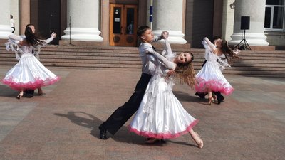Фестиваль шкільних вальсів