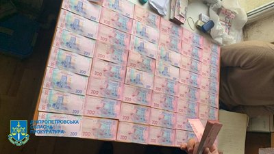 У Дніпрі викрили групу людей, яких підозрюють у заволодінні підприємством вартістю 18 млн грн