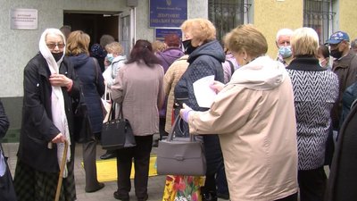 У Луцьку – черги через переоформлення субсидій. Чому так сталося У Луцьку – черги через переоформлення субсидій. Чому так сталося