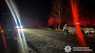 У Кременчуцькому районі вантажівка наїхала на 57-річного пішохода, який помер на місці