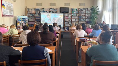 «Лист, який не закінчується»: як писали радіодиктант єдності в Ужгороді та Мукачеві «Лист, який не закінчується»: як писали радіодиктант єдності в Ужгороді та Мукачеві