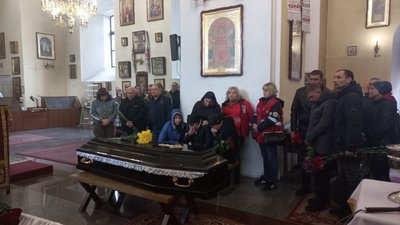 У Полтаві прощаються із бійцями, які полягли на Донеччині