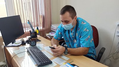 У Дніпрі створили чат онлайн консультацій "Доктор з телефону" У Дніпрі створили чат онлайн консультацій "Доктор з телефону"