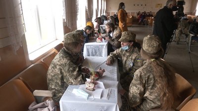 Для прикарпатських школярів провели вікторину про загиблих учасників АТО/ООС