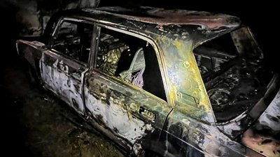 Чоловік через ревнощі облив і підпалив бензином себе та дружину — поліція Рівненщини